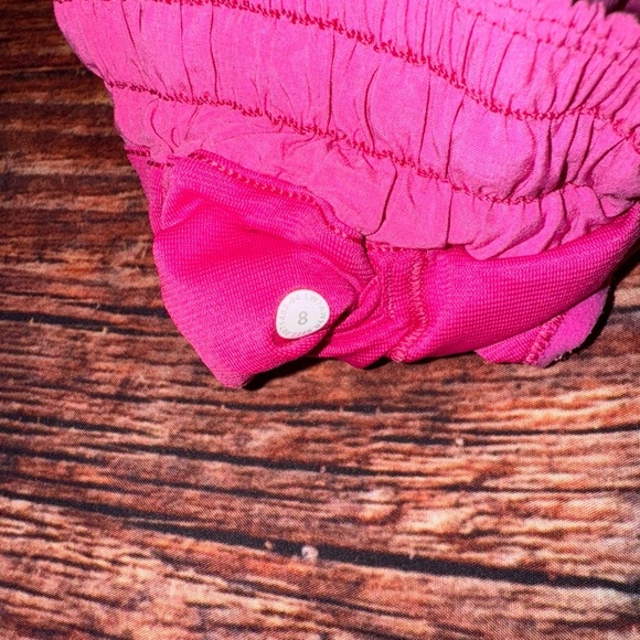 Lululemon Hotty Hot Shorts - Picture 5 of 5